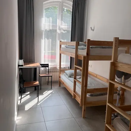 Golden Hostel *