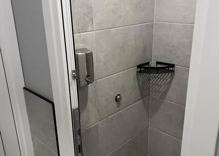 Grand - Free Breakfast - Oplata W Gotowce - Parking 24h Hostel Katowice